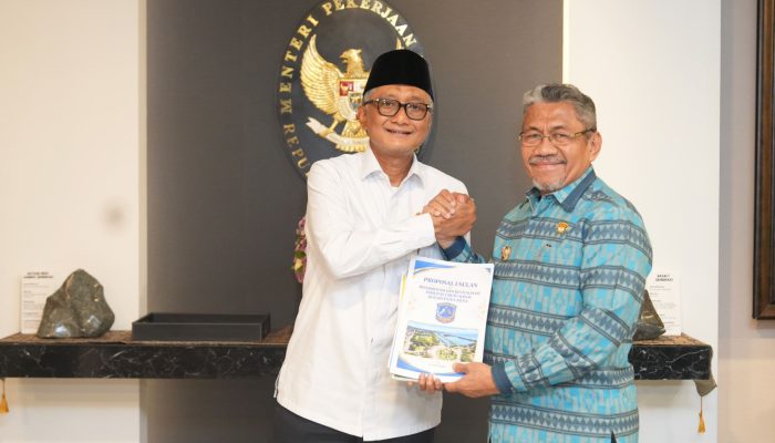 Bupati Muna Bertemu Menteri PU di Jakarta, Usulkan Proposal Infrastruktur Rp 226 Miliar