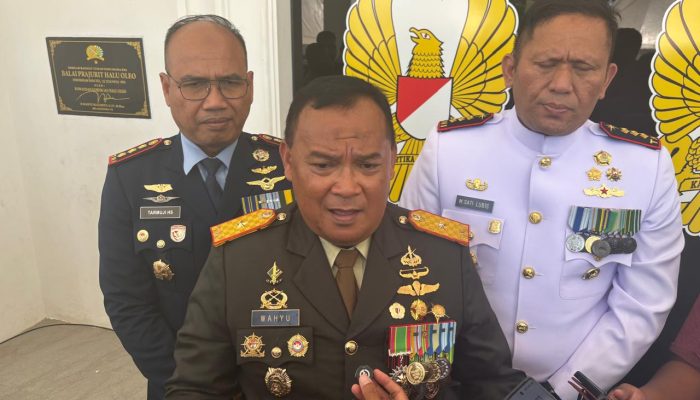 HUT TNI Ke-81, Danrem 143/HO: Dirayakan Sederhana tapi Menyentuh Masyarakat