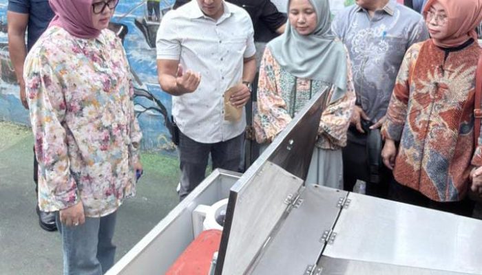 Wali Kota Kendari Studi Tiru Pengelolaan Sampah Ke RT11/RW07 Gandaria Utara