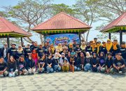 Family Gathering di Pantai Nambo, Dinas Kominfo Kendari Perkuat Kekompakan dan Semangat Kerja