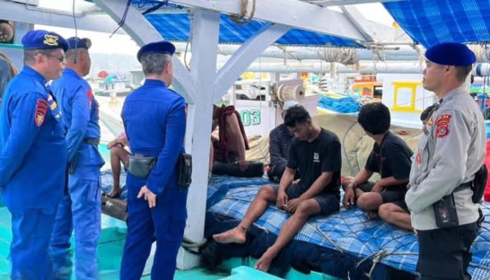 Cegah Kecelakaan Laut, Ditpolairud Polda Sultra Patroli Dialogis di Pelabuhan Jayanti Kendari