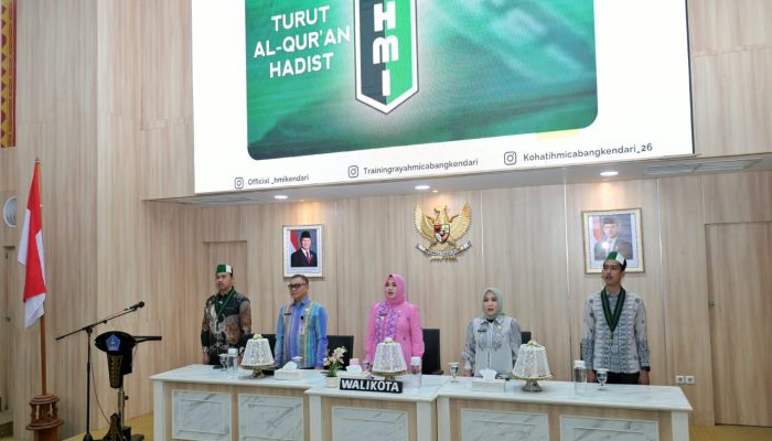 Buka Training Raya HMI Kendari, Siska Karina Imran Ajak Kader HMI Terlibat dalam Pembangunan Daerah